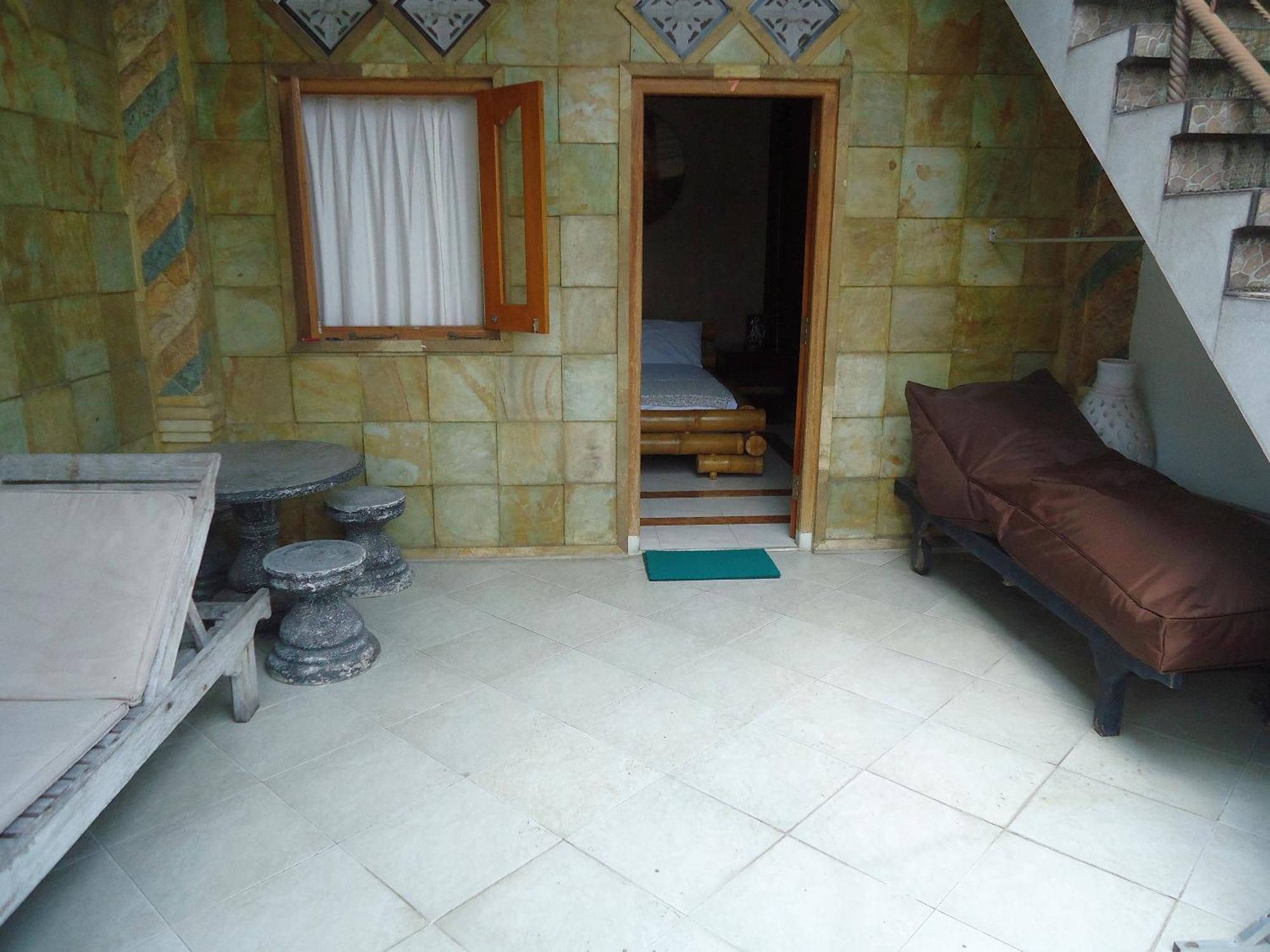 The Reinhold Guesthouse Bali Kerobokan Extérieur photo