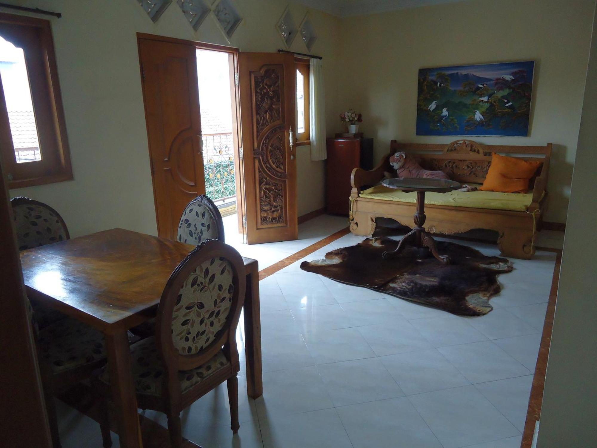 The Reinhold Guesthouse Bali Kerobokan Extérieur photo