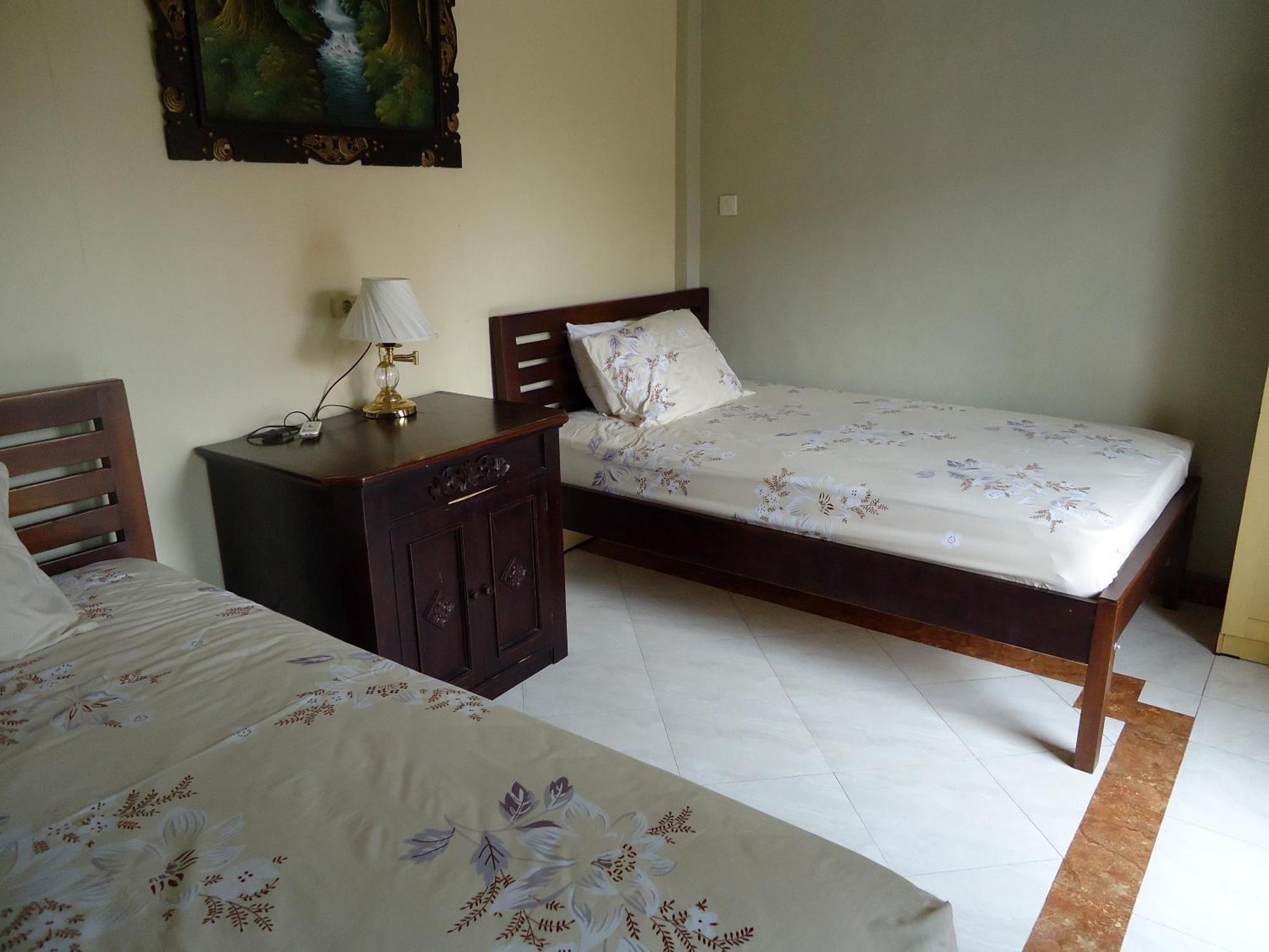The Reinhold Guesthouse Bali Kerobokan Extérieur photo