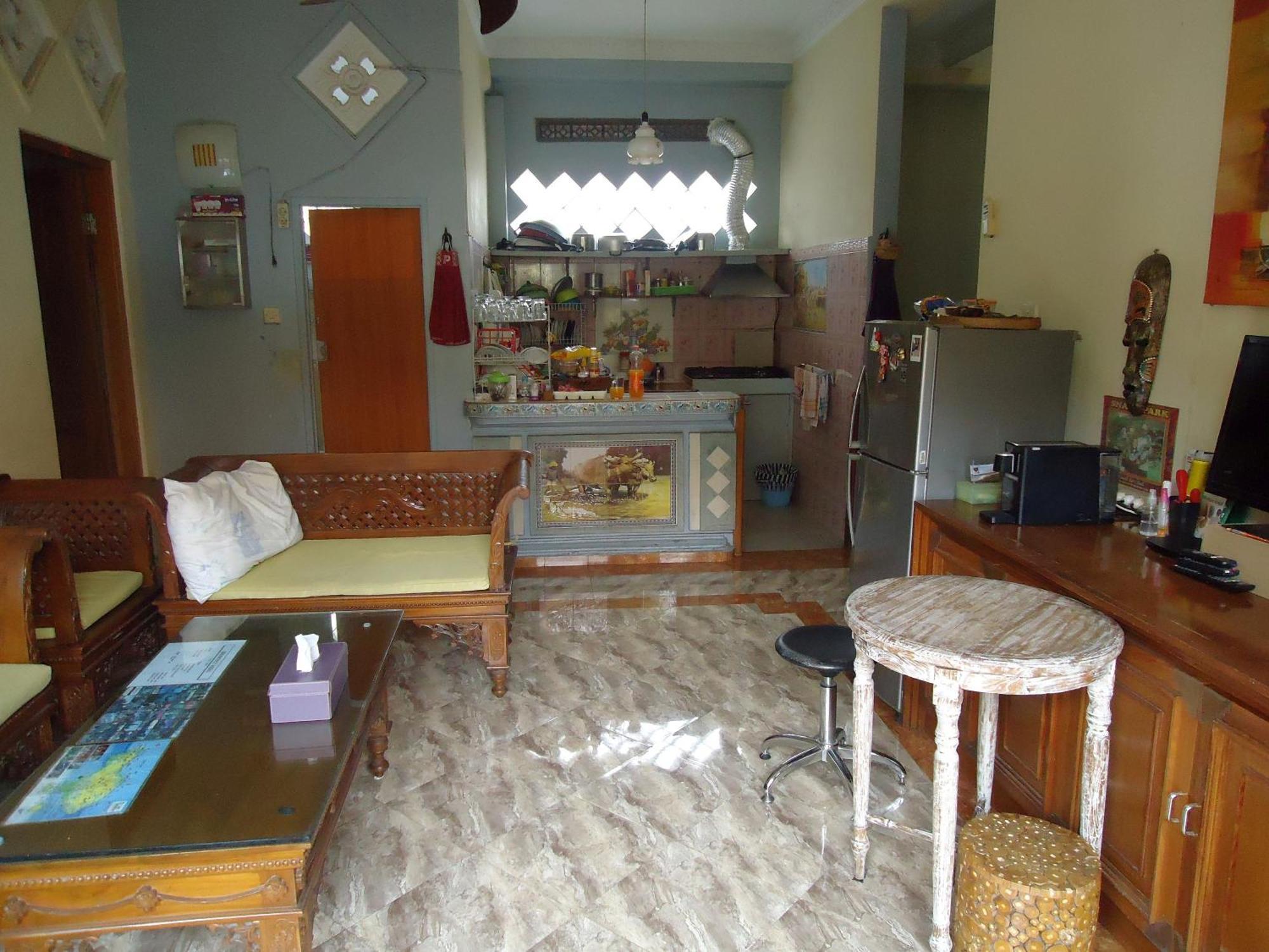 The Reinhold Guesthouse Bali Kerobokan Extérieur photo